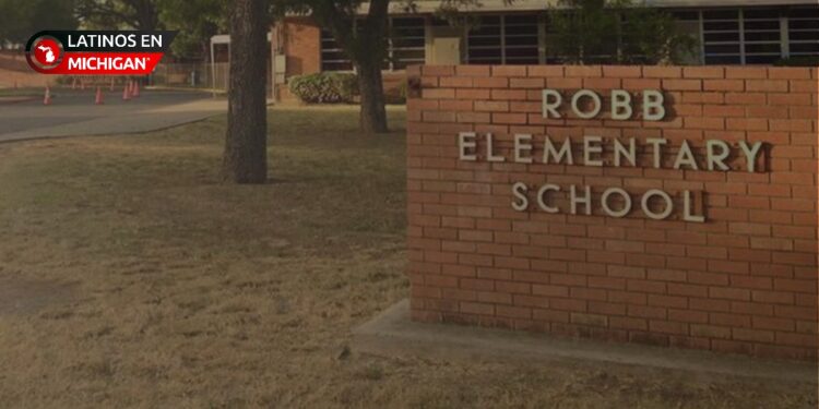 «Asesino entró al salón, cerró la puerta y comenzó a disparar», policía describe la escena del crimen en Texas