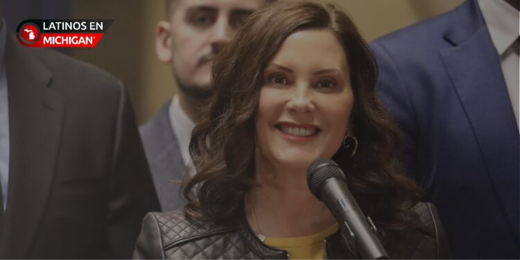 Whitmer en el 50º Aniversario de Roe Celebrando los Proyectos de Ley