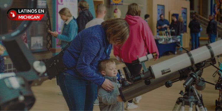 «Roger That» de 2023 en el Museo Público de Grand Rapids este viernes y sábado