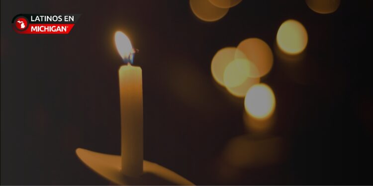 Vigilia en MSU para honrar a las víctimas del tiroteo que dejó 3 muertos y 5 heridos