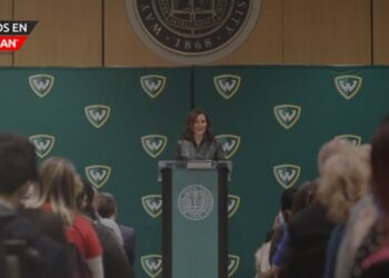 Gobernadora Whitmer y Universidad Estatal de Wayne anuncian nueva iniciativa para ofrecer matrícula gratuita