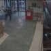 Revelan imágenes y detalles sobre oficial que disparó a hombre armado en una comisaría
