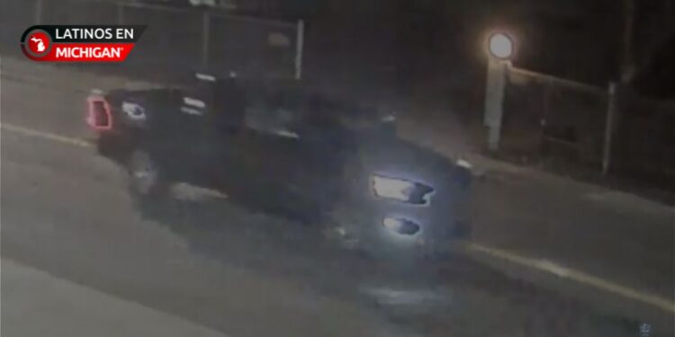 Policía busca al conductor que causó accidente fatal el domingo en el lado oeste de Detroit