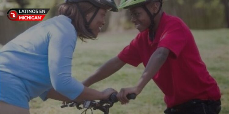 Safe Kids Worldwide, y AAA  se unen para promover la seguridad de los niños pasajeros y las bicicletas
