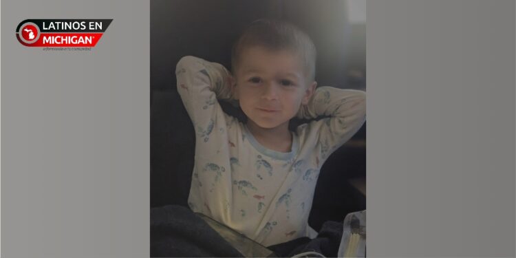 La policía de Van Buren localiza a los padres de un niño que fue encontrado deambulando por las calles en la madrugada
