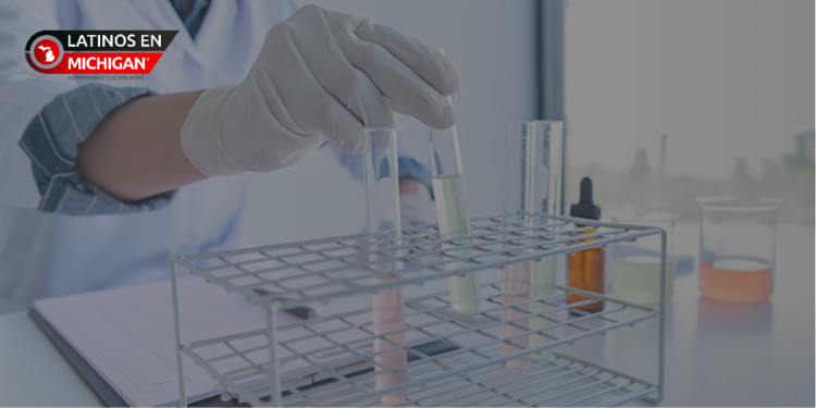 Whitmer firma una legislación bipartidista para proteger a los niños del envenenamiento por plomo