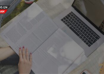 Premian a 40 escuelas de Michigan por fomentar la participación femenina en informática