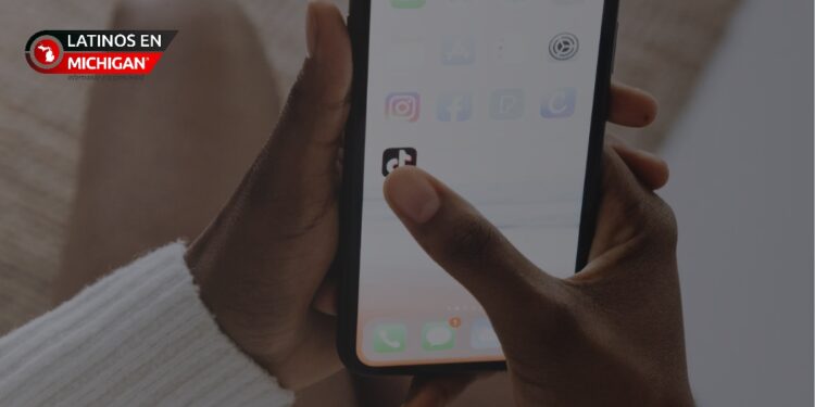 La Cámara de Representantes de EE.UU. aprueba proyecto de ley que puede conducir a la prohibición de TikTok