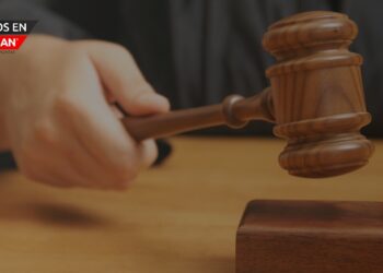 Se presentan cargos contra policía por la muerte de Samuel Sterling