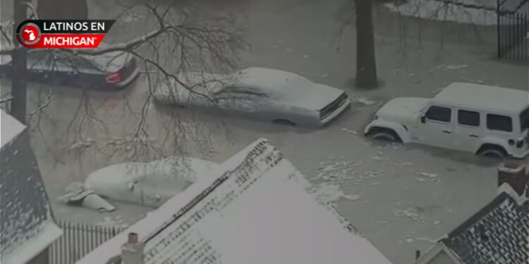 Fuga de agua en Southwest Detroit afecta a cientos de hogares