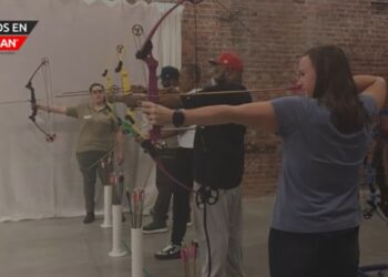 Actividad con arco y flecha para mayores de 8 años en Detroit