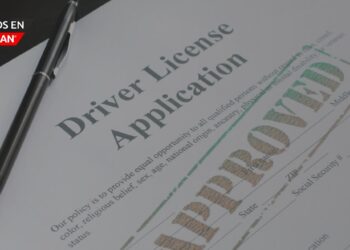 Michigan lanza opción en línea para obtener licencia de conducir para adultos