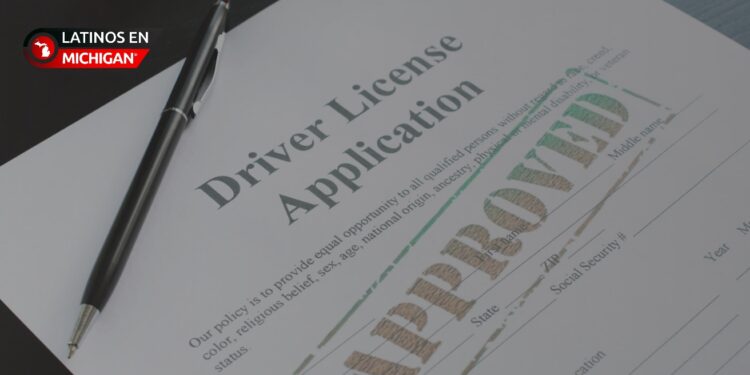 Michigan lanza opción en línea para obtener licencia de conducir para adultos