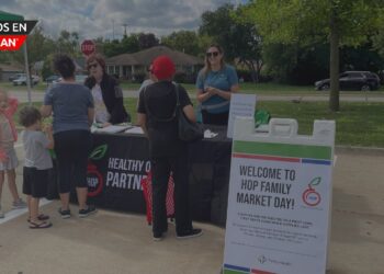 Promueven alimentación saludable en Oakland con el Día del Mercado Familiar